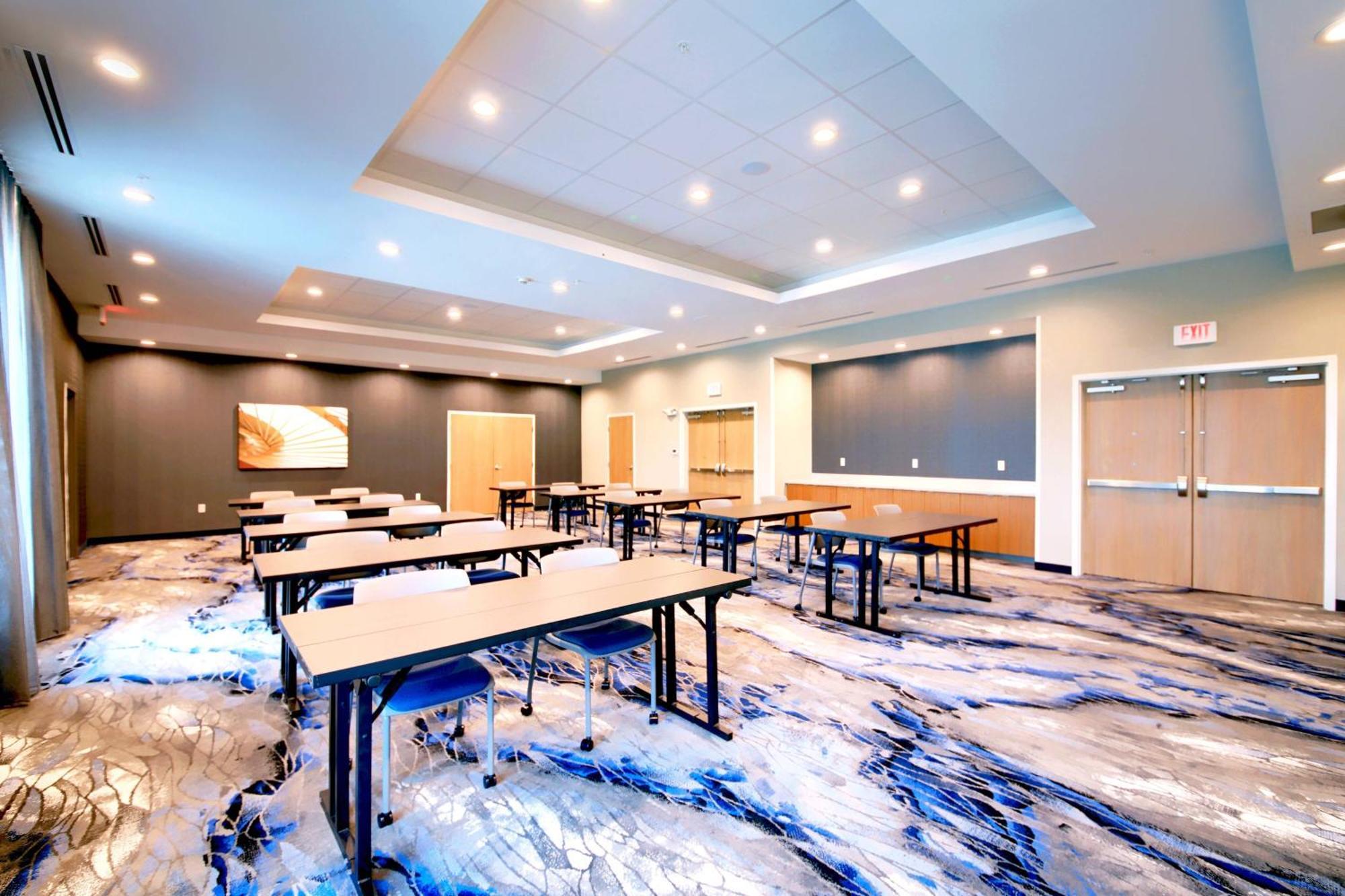 Fairfield Inn & Suites By Marriott Dallas סידר היל מראה חיצוני תמונה