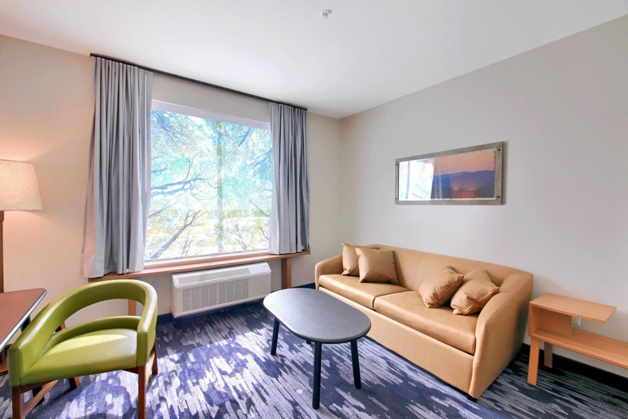 Fairfield Inn & Suites By Marriott Dallas סידר היל מראה חיצוני תמונה